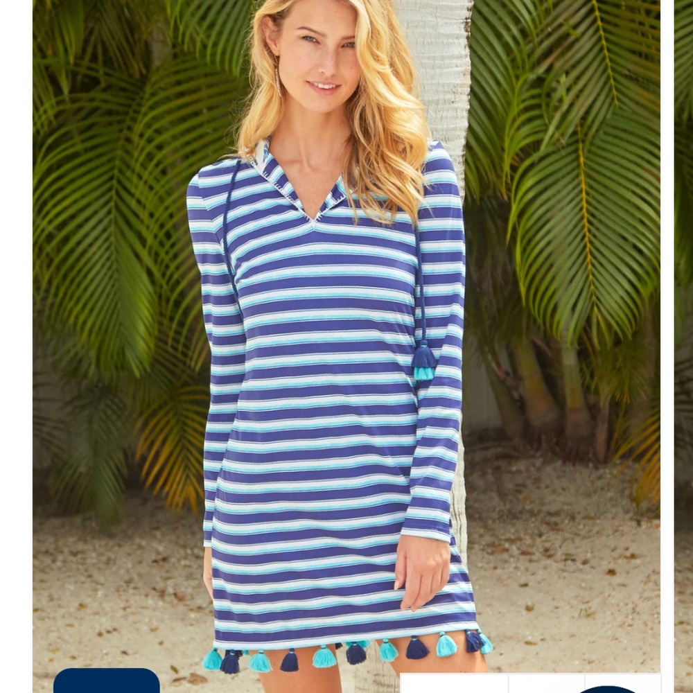 NWT Cabana Life hooded cover-up